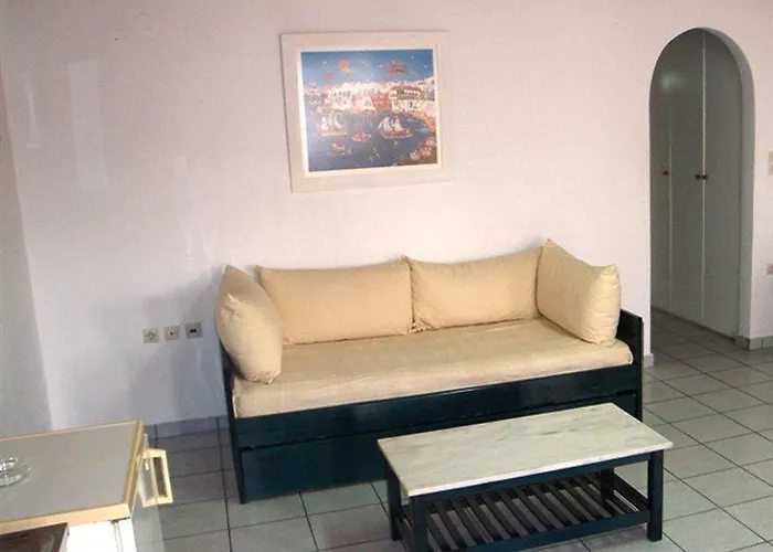 وايت ميث 3* Mykonos Town