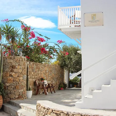 Guest house White Myth