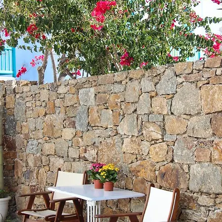 Guest house White Myth 3*