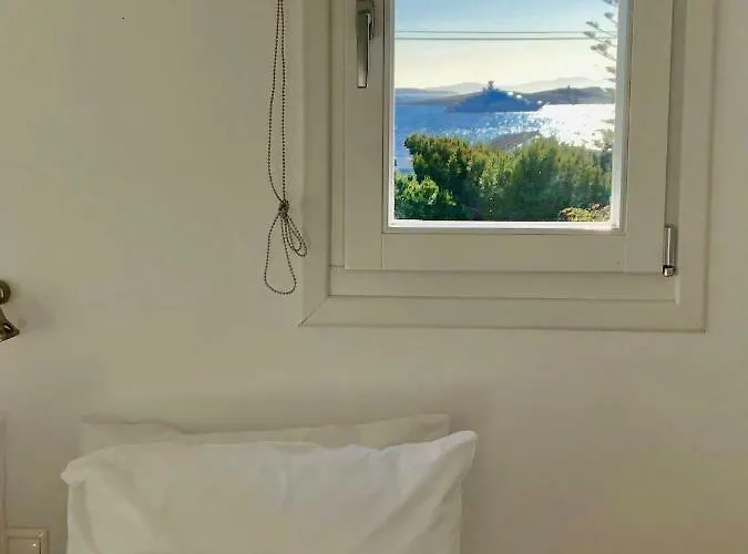 White Myth Πανσιόν