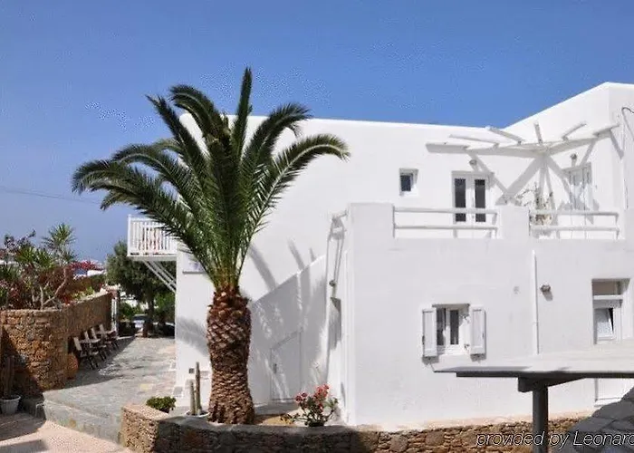 Πανσιόν White Myth 3*