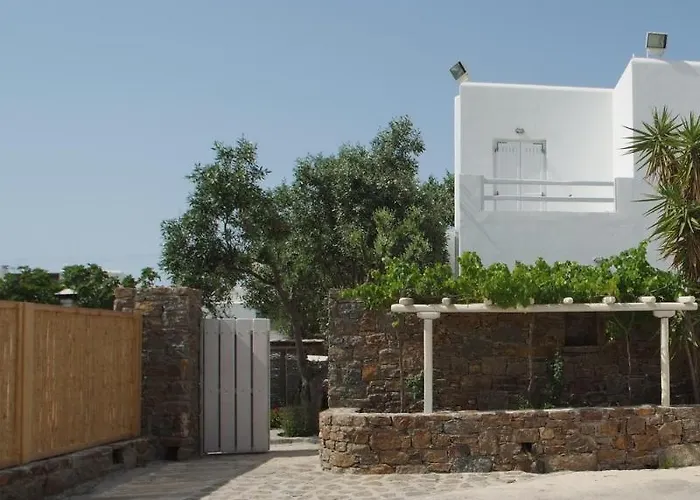 Πανσιόν White Myth 3*